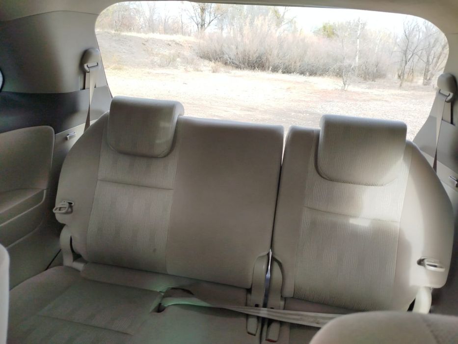 Тойота естима  сатылады.