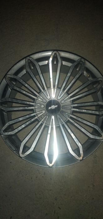 Sakadiska sotiladi. 17 razmer. 4ta boltli cobaltlar uchun.