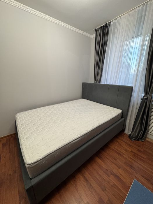 Продам двухспальную кровать с ортопедическим матрасом