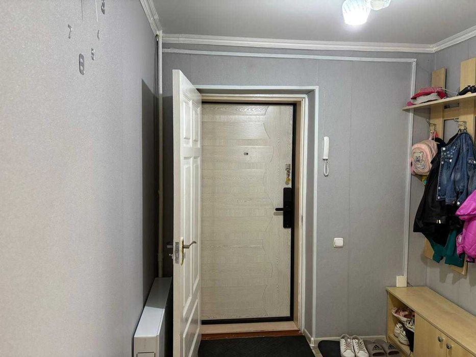 Продам двух-комнатную квартиру