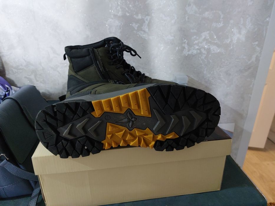 Зимние ботинки 41 р