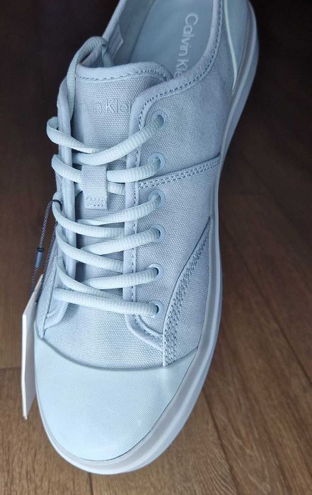Calvin Klein кецове, чисто нови, номер EU 42