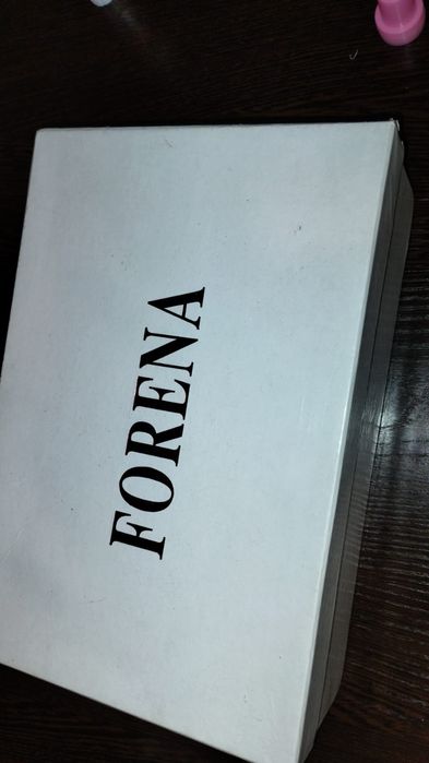 Продам новые туфли.