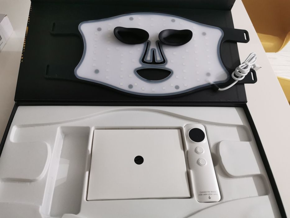 Mască de față cu led