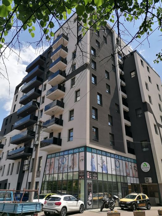 Apartament cu 3 camere de închiriat în zona ultracentrala  mobilat