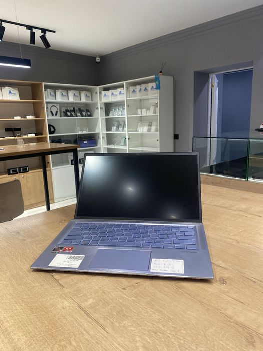 Asus Zenbook um431d