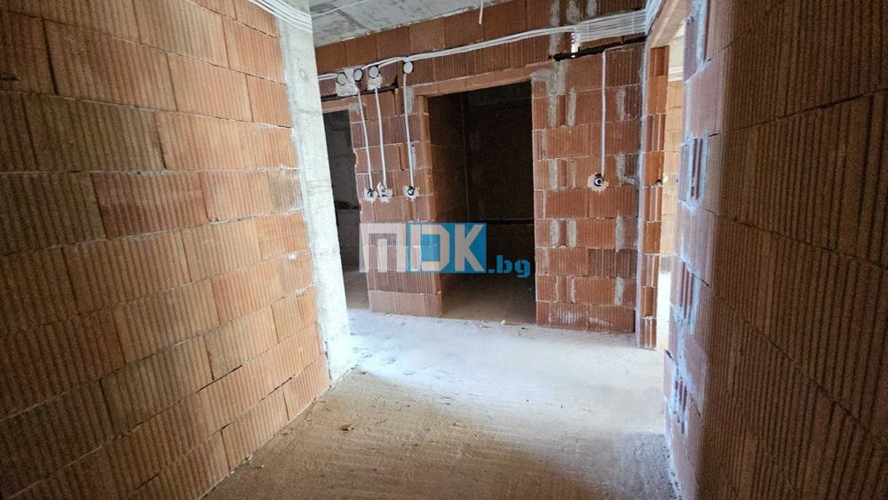 Продава се Двустаен апартамент в Пловдив, Кършияка - 78 кв.м за 736 €/кв.м - Снимка #11