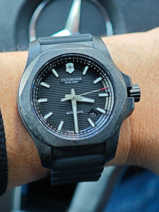 БАРТЕР Victorinox I.N.O.X. Carbon Mechanical