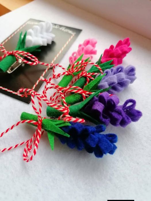 Мартеници зюмбюли