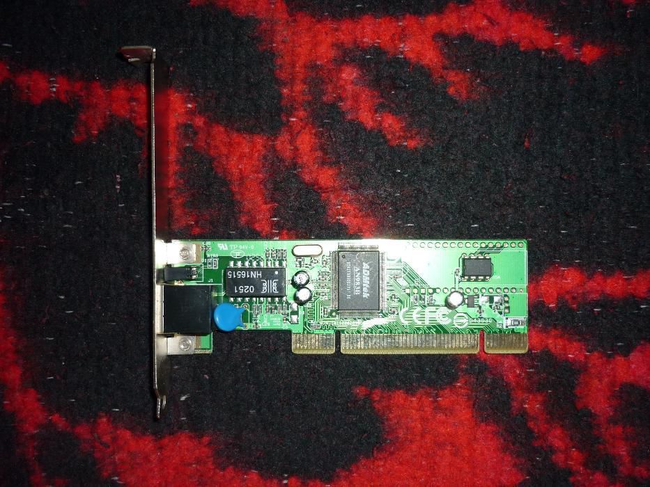 Placi de retea - internet 10/100 Mbs, slot PCI