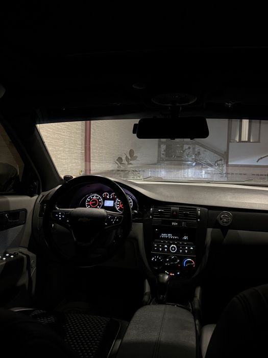 Gentra 2023 Qora 37.000 km toza