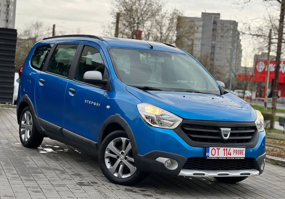 Dacia Lodgy 7 LOCURI - 1,5 dCi 110 cp - navigatie - stare perfecta