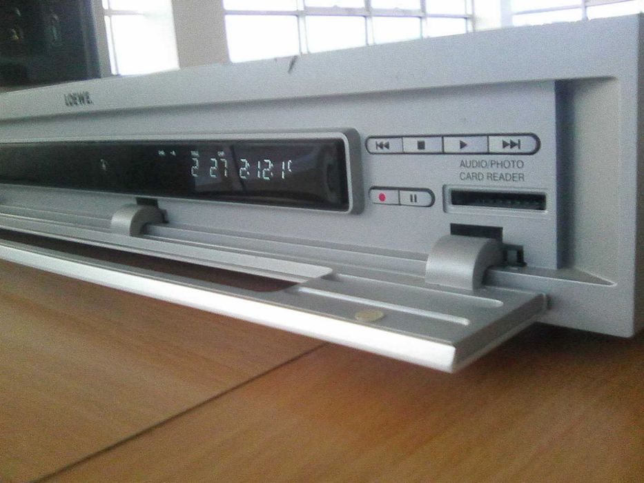 vand dvd recorder loewe  sony si un bluray philips