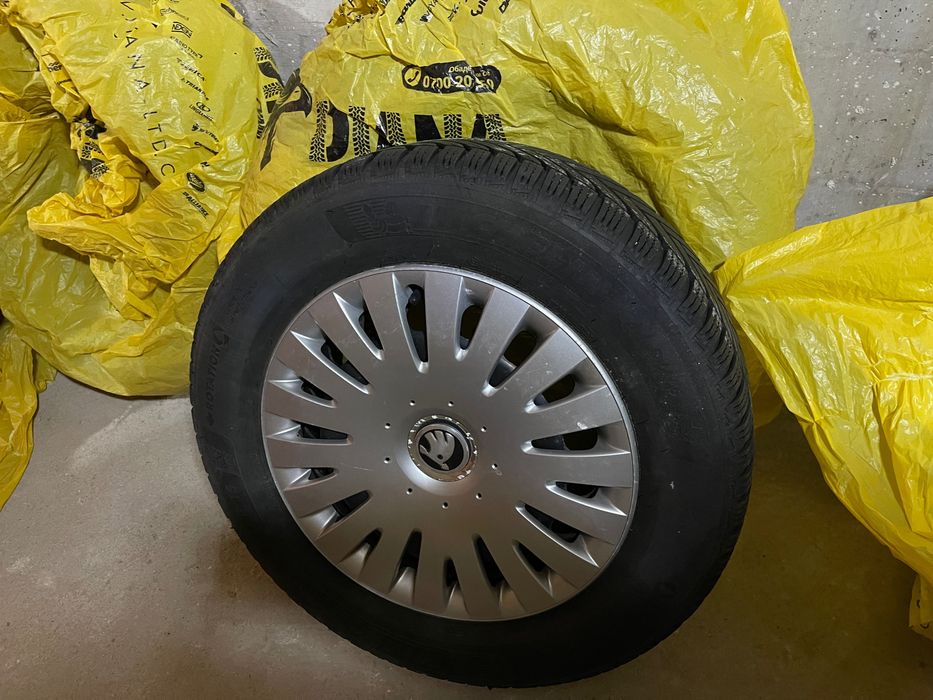 Michelin ALPIN 6 215/60/16 + оригинални джанти + оригинални тасове