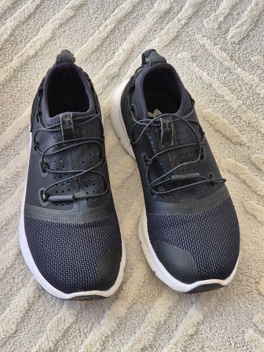 Дамски маратонки Under Armour