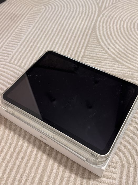 Продам Apple iPad 11 (A16) 256 GB Wi-Fi