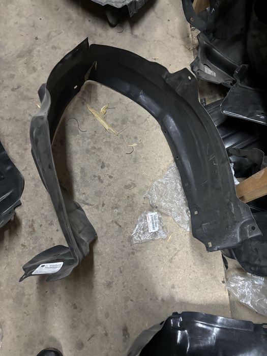 Подкрыльник RAV4 12-19