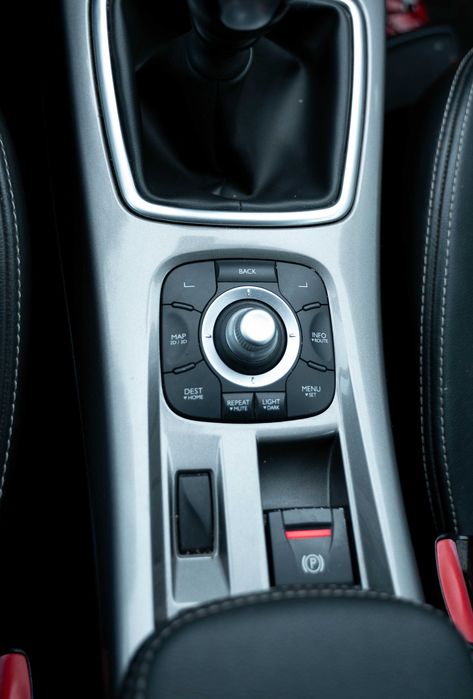 Renault Laguna, an 2011, motor 1.5