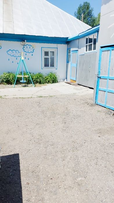 Продам большой просторный дом в селе Черемшанка - Widok 4