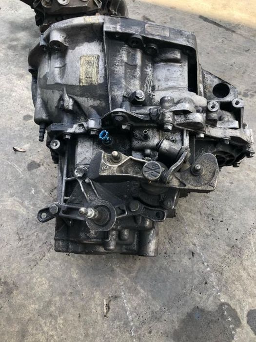 cutie viteza manuala 6 trepte  1.9 tdci renault scenic 2