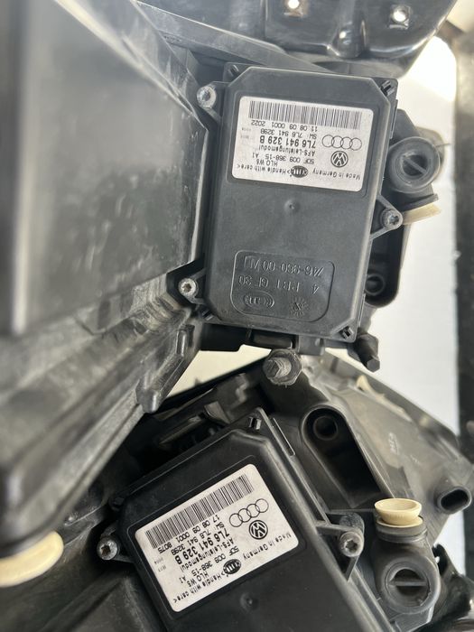 Vand Faruri Xenon Skoda Octavia 2 facelift 2009-2012