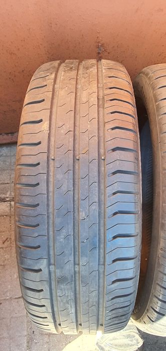 Гуми 2бр 185/60/14- 1бр- 60лв