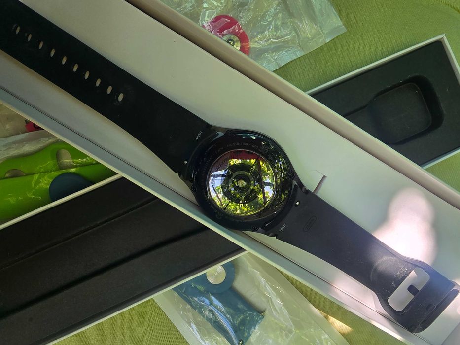 Смарт часовник samsung watch 4