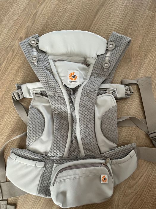 Эргорюкзак кенгуру от бренда ergobody