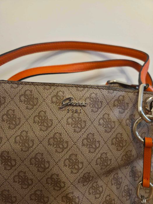 Guess дамска чанта