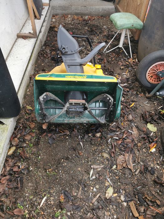 Mașina pentru curățat  zăpadă