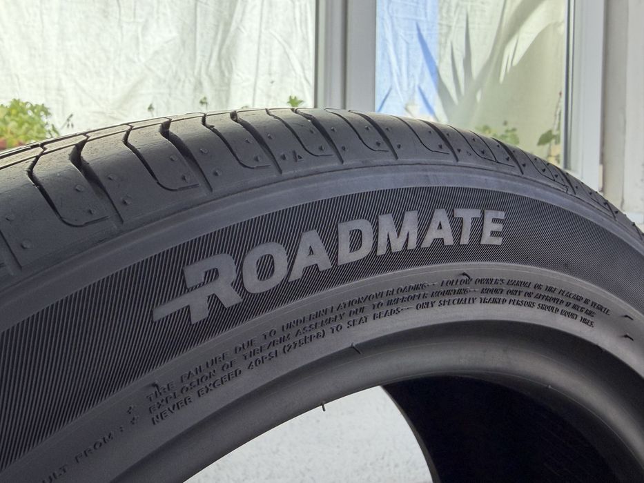 215/45/17 Hankook  2Броя: 80€ 7мм Всесезонни гуми