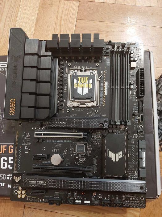 ASUS TUF B650 Plus Wi-Fi (със ЗАБЕЛЕЖКА)