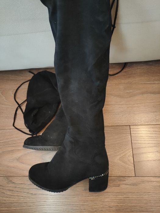 Велурени ботуши чизми