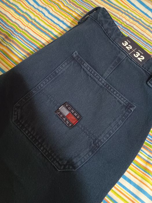 Pantaloni Tommy Jeans (Tommy Hilfiger)/Noi/Autentici