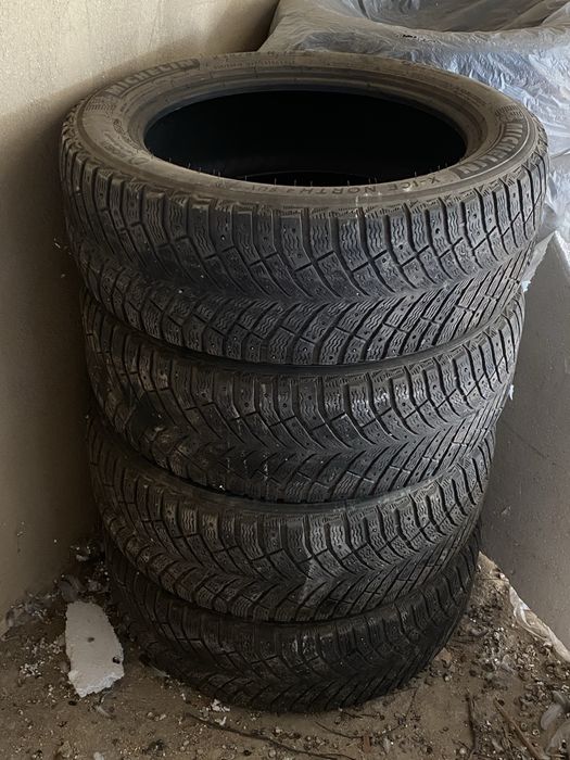 Продам шины 235/55/19