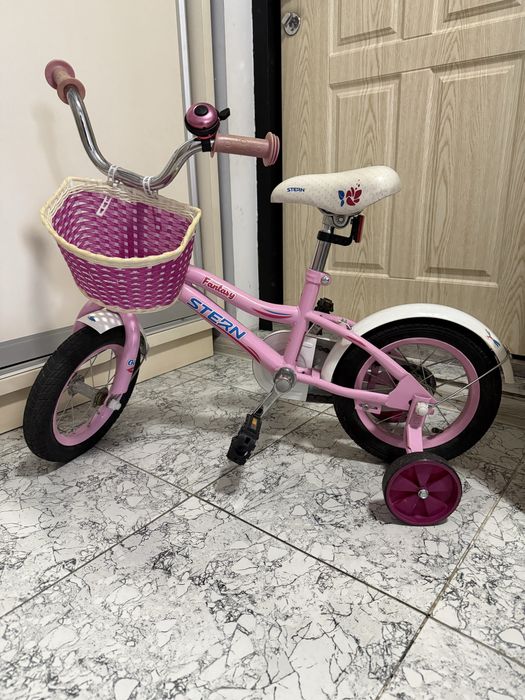 Stern детский велосипед четырехколесный