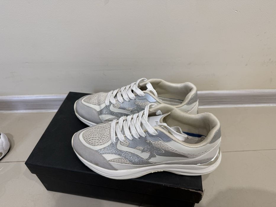 Маратонки Pinko …