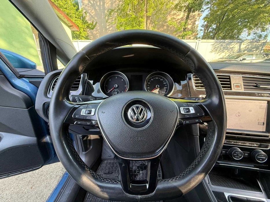 Vând VW Golf 7 Variant | Highline | Adus din Olanda | Unic Proprietar RO din 2017 | 370.000 KM |