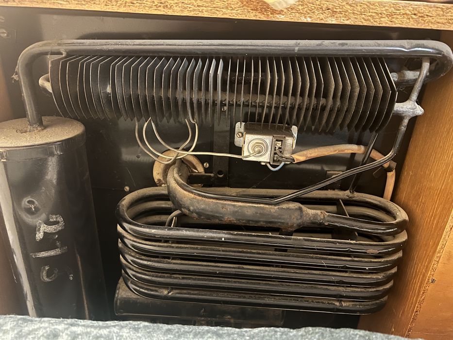 Продавам шкаф, запазен