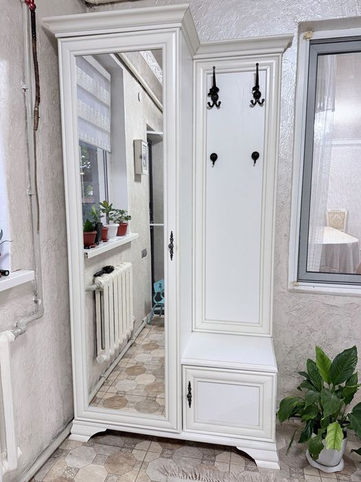 Шкаф прихожая  белый