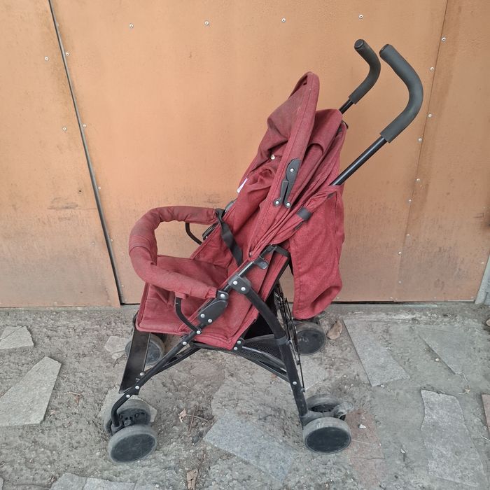 Продаю коляску прогулочную