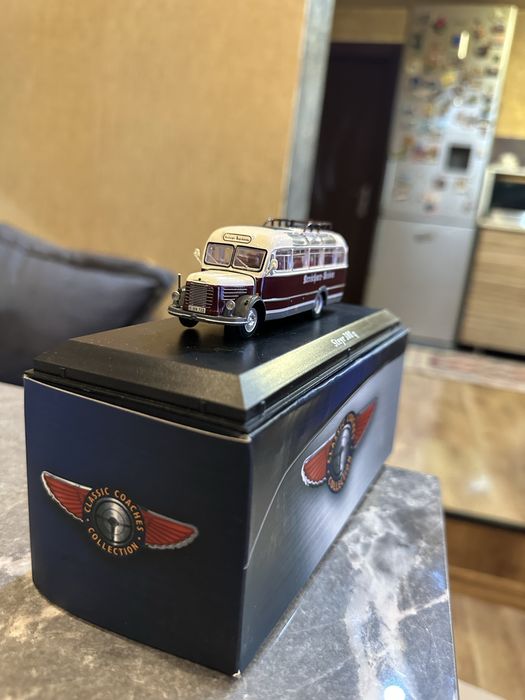 Колекционерски камиончета и автобуси