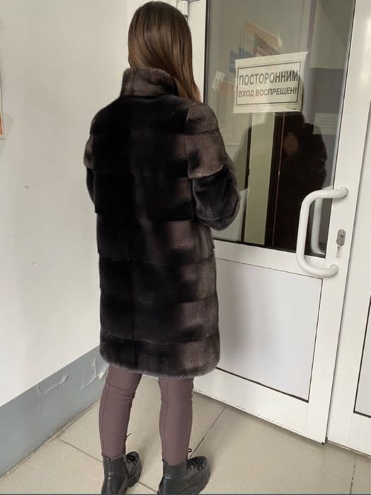 Продам норковую шубу