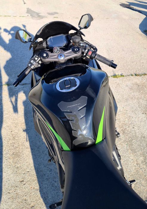 Kawasaki ZX6R 2025