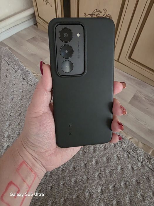 Продам новый телефон