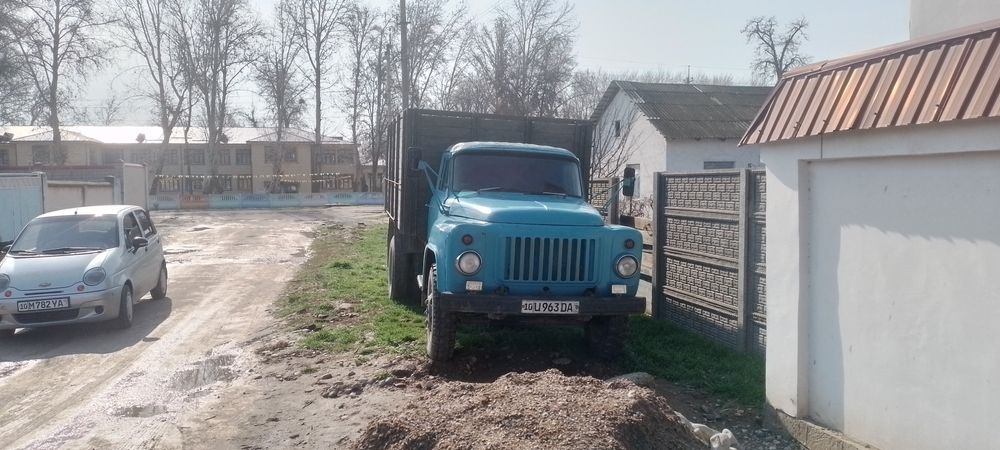 Газ53 сотилади йили79