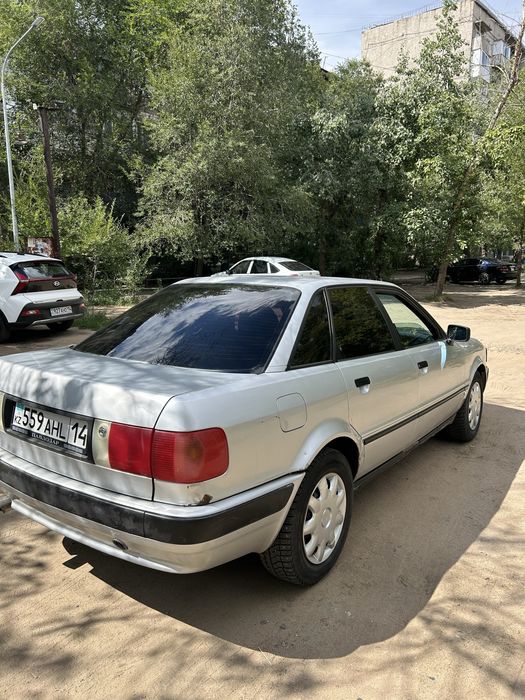 Продам ауди 80 б4