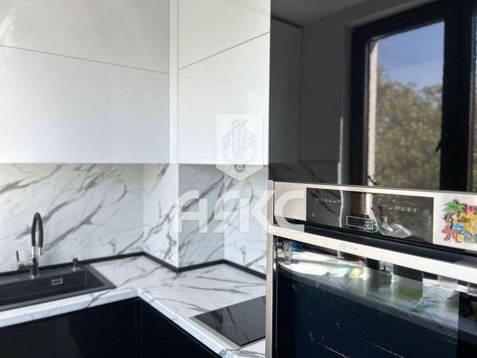 Продава се Тристаен апартамент в София, Левски - 89 кв.м за 1490 €/кв.м - Снимка #6