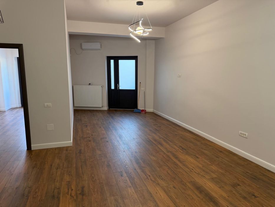 De vanzare apartament 2 camere Pipera