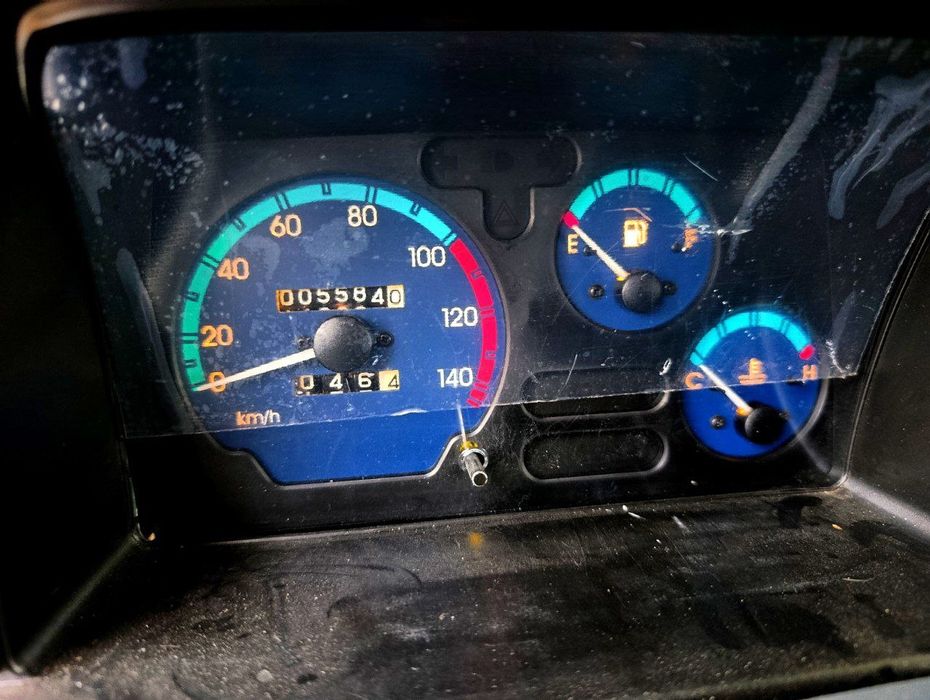 Янги дамас сотилади